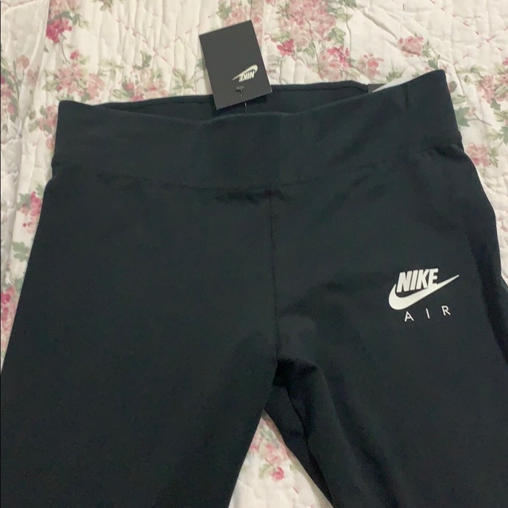 Women’s Nike leggings